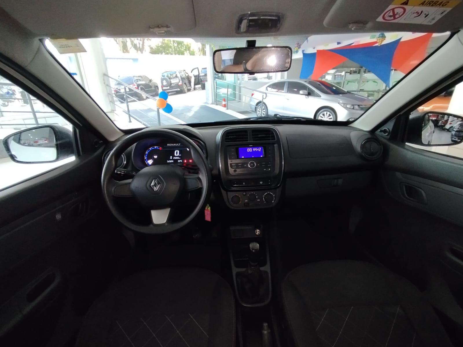 Renault KWID Zen 1.0 Flex 12V 5p Mec.