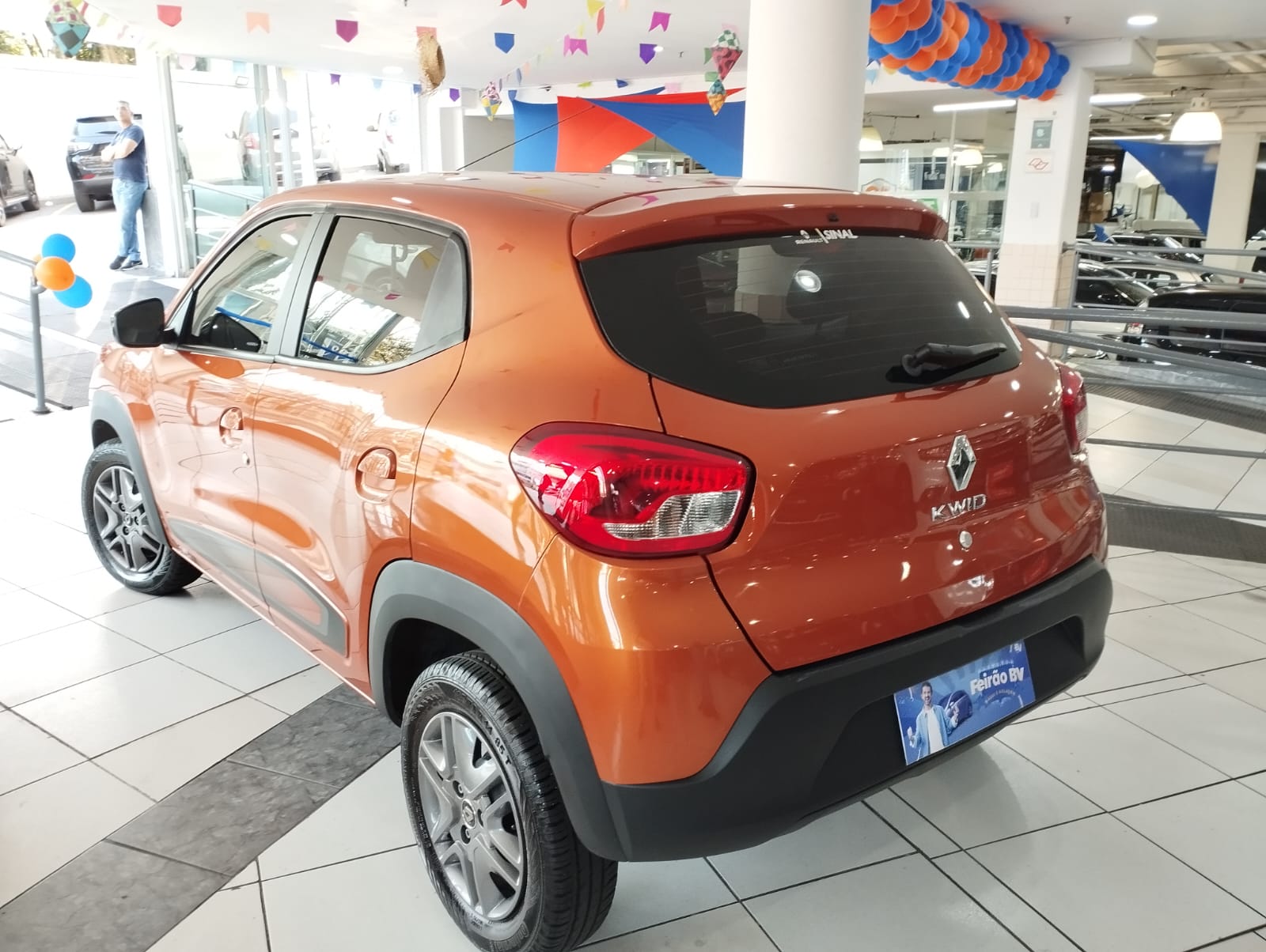 Renault KWID Intense 1.0 Flex 12V 5p Mec.